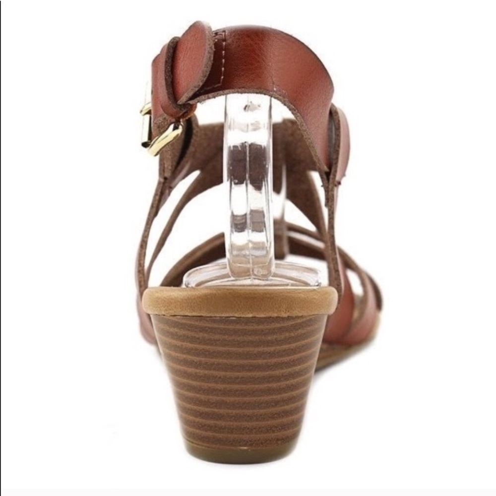 🌼🌼Brownish Low Heel Sandals🌼🌼 - Picture 5 of 5